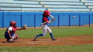 Lee más sobre el artículo Avileñas invictas en Nacional de Beisbol