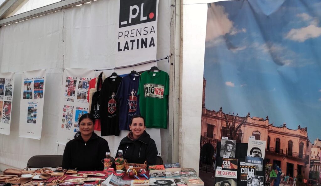 Lee más sobre el artículo Solidaridad con Cuba protagonista en Fête de l’humanité en Francia (+Foto)