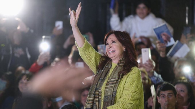 Lee más sobre el artículo Prosiguen indagaciones sobre atentado a vicepresidenta argentina