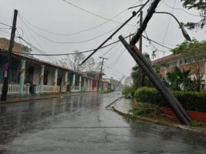 Lee más sobre el artículo No hay servicio eléctrico en Cuba debido a las afectaciones climatológicas complejas