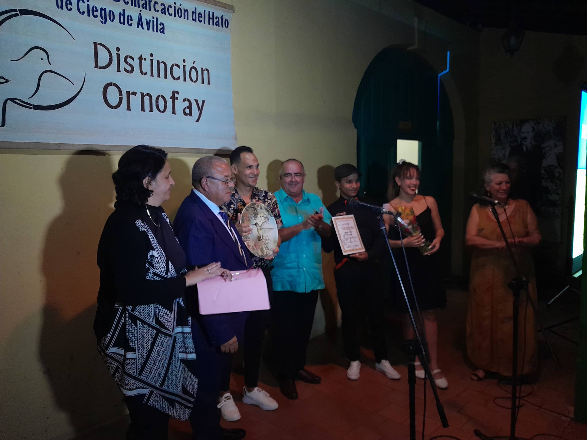 Lee más sobre el artículo Distinguen con Ornofay a Telón Abierto y a cuatro individualidades más de la Cultura avileña