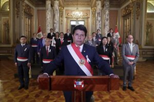 Lee más sobre el artículo Presidente de Perú propone diálogo político para evitar golpismo