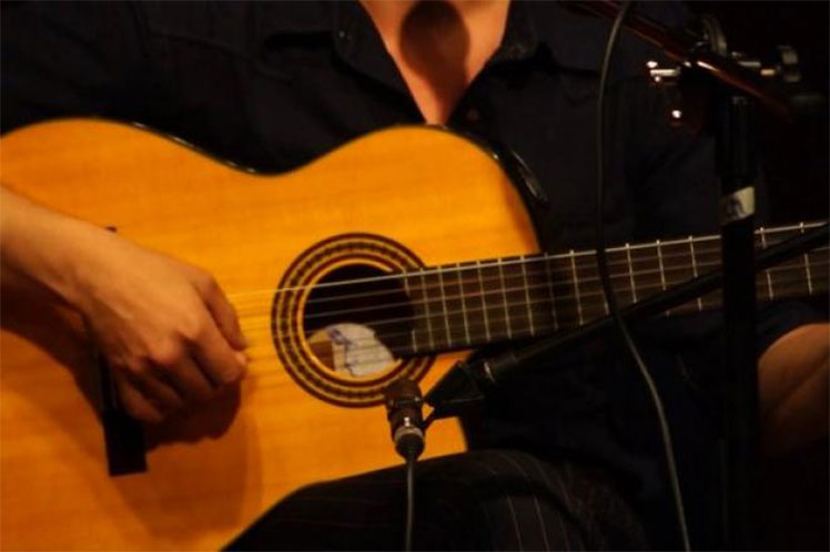 En este momento estás viendo Celebran en Cuba el Día Mundial de la Guitarra