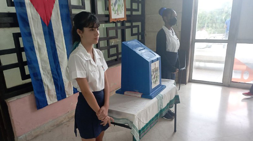 Lee más sobre el artículo Iniciaron satisfactoriamente elecciones en Cuba