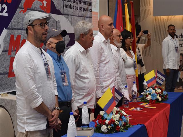 Lee más sobre el artículo En Barranquilla colombianos solidarios se unen en apoyo a Cuba