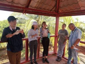 Lee más sobre el artículo Visitan especialistas japoneses Empresa Agroindustrial Ceballos en Ciego de Ávila