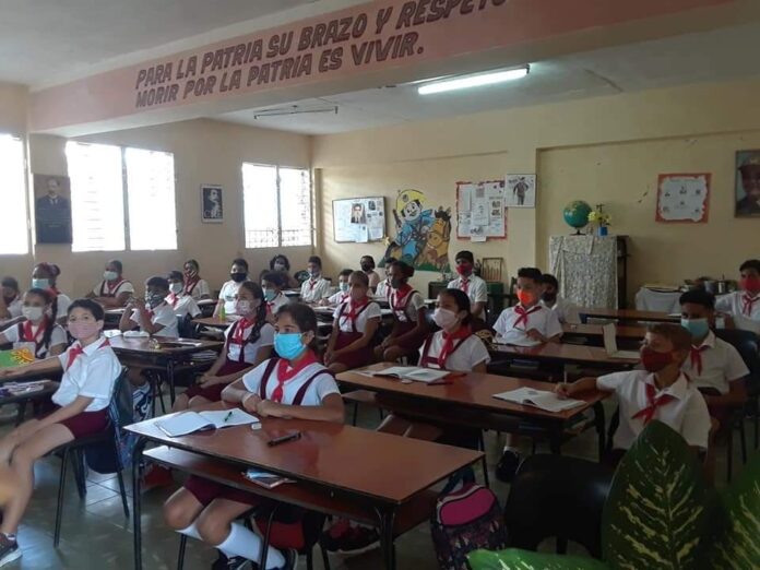 En este momento estás viendo School materials guaranteed for the beginning of the school year in Ciego de Ávila