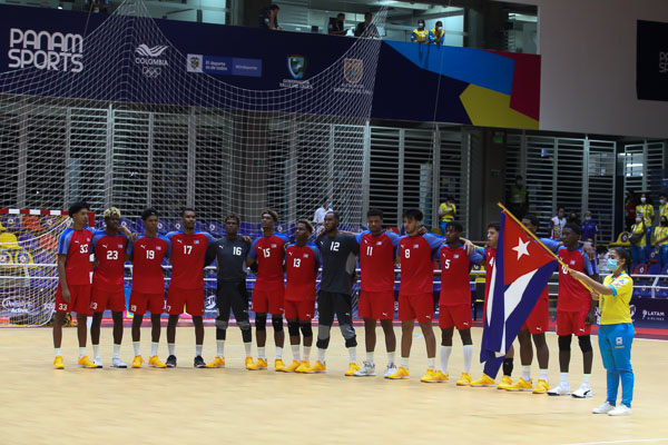 En este momento estás viendo Balonmano cubano cerró el 2022 con broche dorado