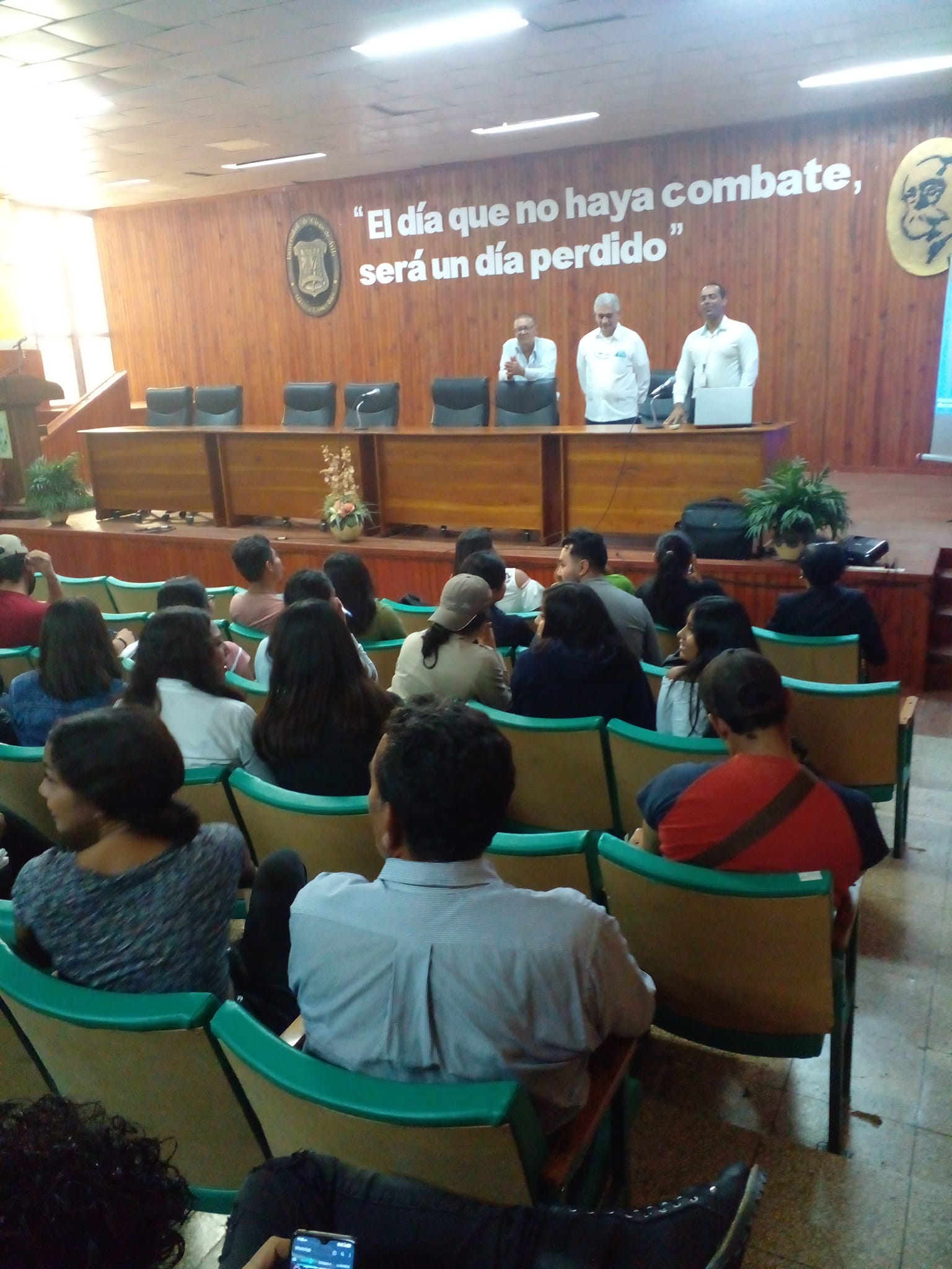 En este momento estás viendo Recibe la UNICA pasantía académica de una universidad mexicana