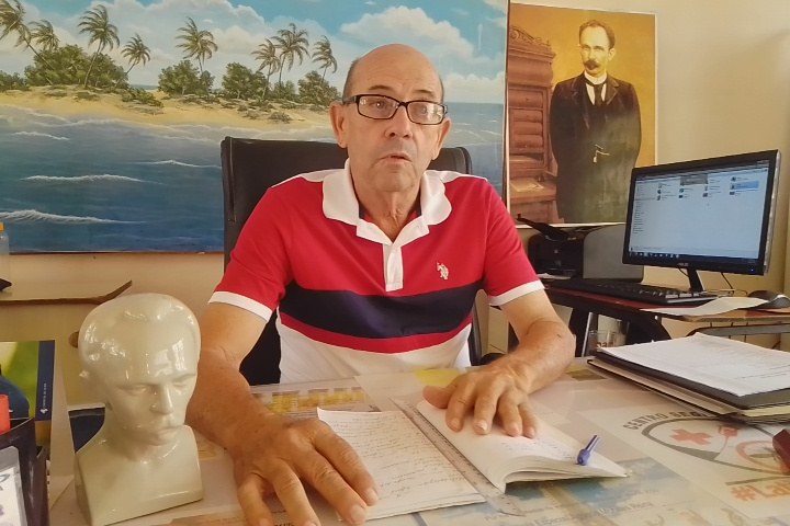 En este momento estás viendo Conceden Premio Nacional a educador avileño