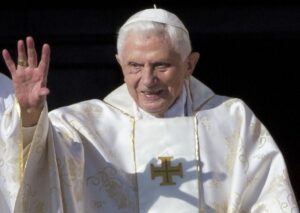 Lee más sobre el artículo Fallece el papa emérito Benedicto XVI