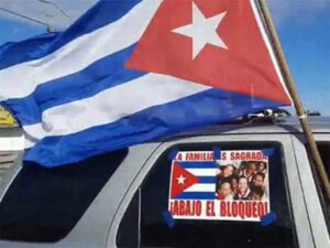 Lee más sobre el artículo Por el fin del bloqueo de EEUU a Cuba, caravana en Miami