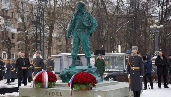 En este momento estás viendo El monumento a Fidel en Moscú
