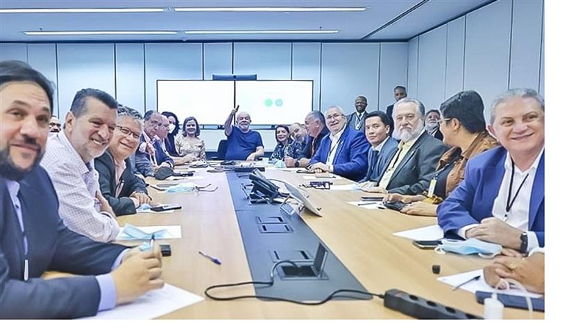 Lee más sobre el artículo Lula por reconstruir Brasil y recuperar empleos