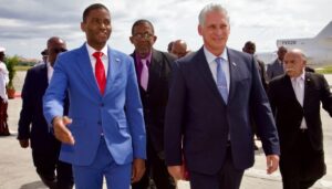 Lee más sobre el artículo Presidente cubano arriba a Granada en visita oficial