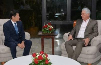 Lee más sobre el artículo Recibió Díaz-Canel a titular de la Federación de Gimnasia