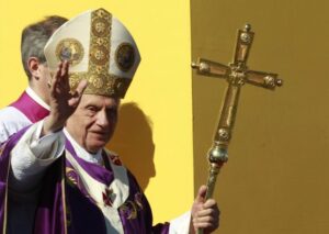 Lee más sobre el artículo Vaticano informa que se agravó estado de salud del papa emérito Benedicto XVI