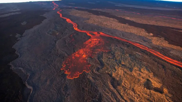 Lee más sobre el artículo Descartan por ahora peligro para Cuba por emisión de dióxido de azufre tras erupción de volcán hawaiano