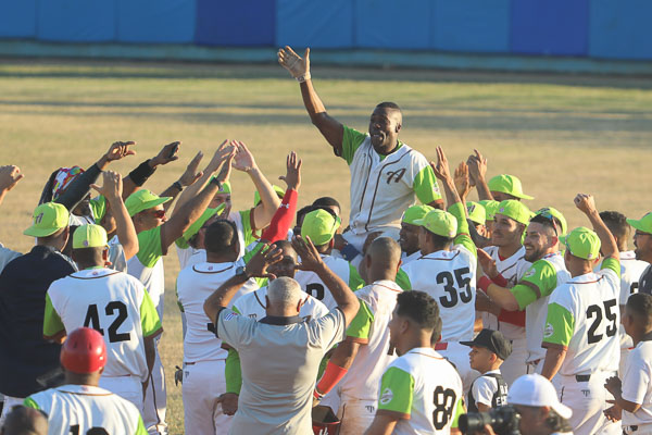 En este momento estás viendo Anuncian equipo Agricultores a Serie del Caribe de Beisbol