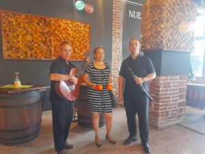 Lee más sobre el artículo El trío D´ Bari hace de la música un deleite