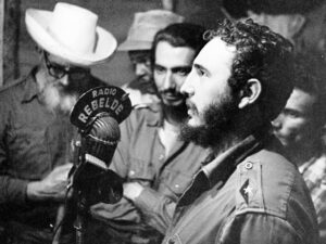Lee más sobre el artículo Cuba: ¡Aquí Radio Rebelde…! (+Fotos)