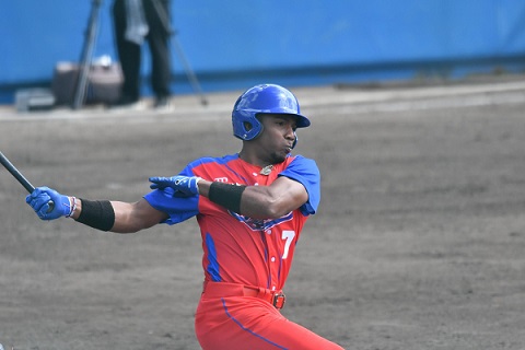 En este momento estás viendo El Cuba del Clásico celebra segundo triunfo en Okinawa