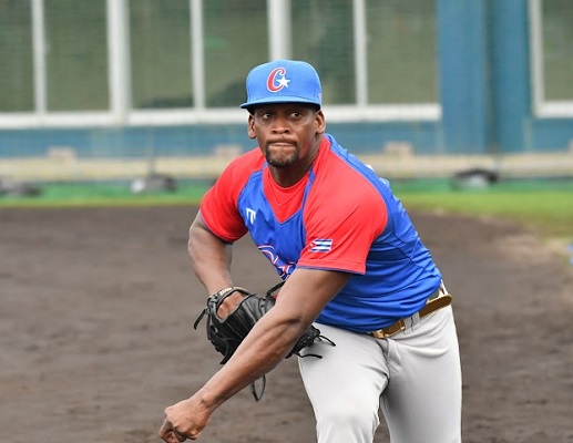 En este momento estás viendo El Cuba del Clásico cambia abridor para inicio de fogueo