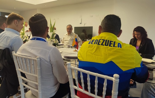 En este momento estás viendo Presidente del Inder intercambió sobre Juegos del Alba