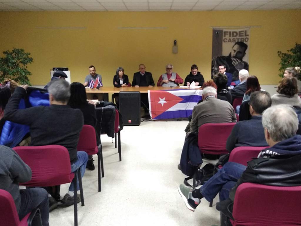 En este momento estás viendo Reafirman italianos apoyo a Cuba en encuentro con Antonio Guerrero (+Fotos)