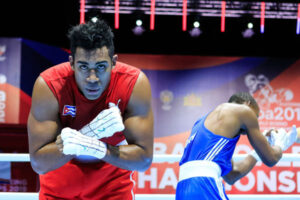 Lee más sobre el artículo Cubanos debutan airosos en Tour Mundial de Boxeo 2023