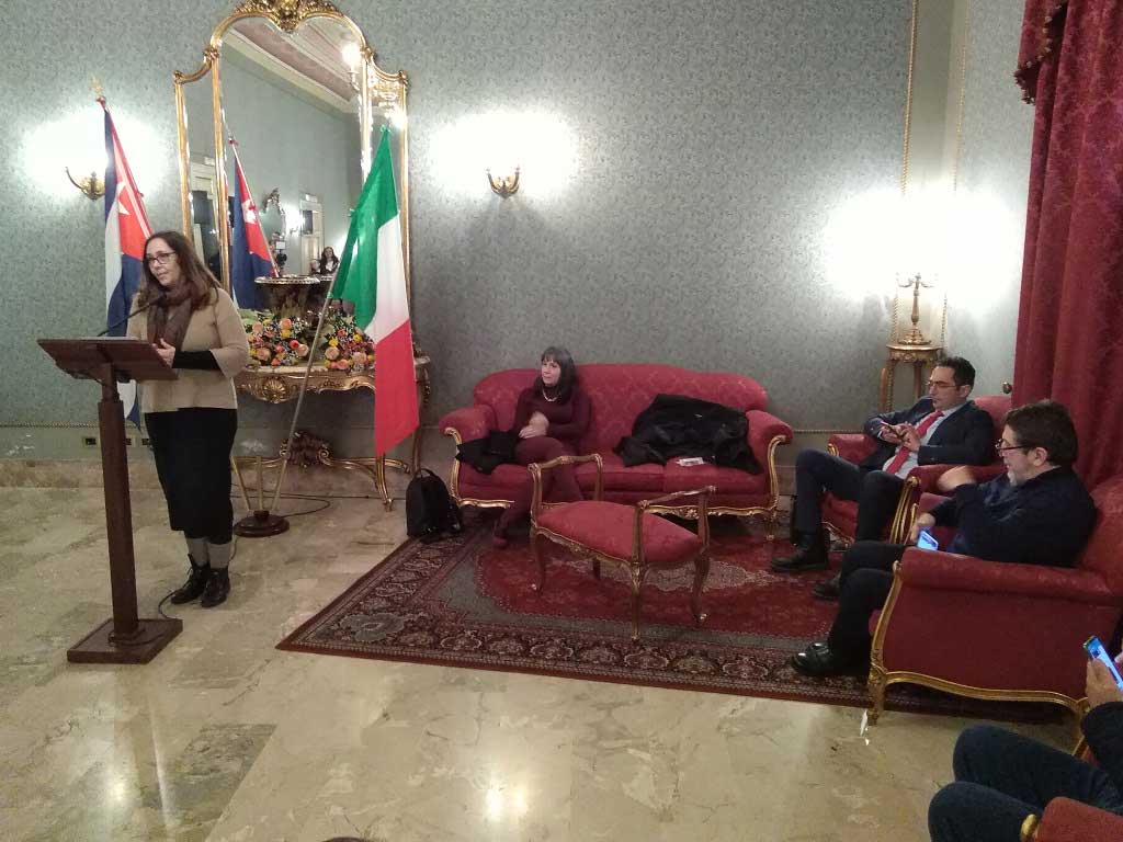 En este momento estás viendo Diputada cubana destaca valor humanista de ayuda médica a Italia (+Fotos)