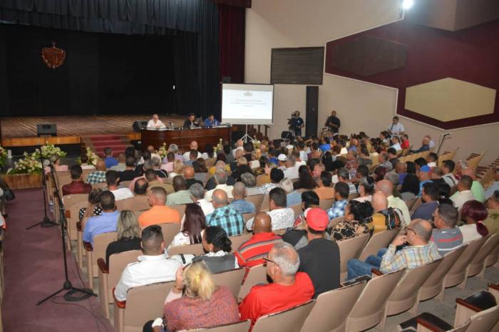 Lee más sobre el artículo Nominan asambleas municipales a los candidatos a diputados al Parlamento cubano