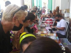 Lee más sobre el artículo Efectúan reunión de aseguramiento para la Feria del Libro en Ciego de Ávila.