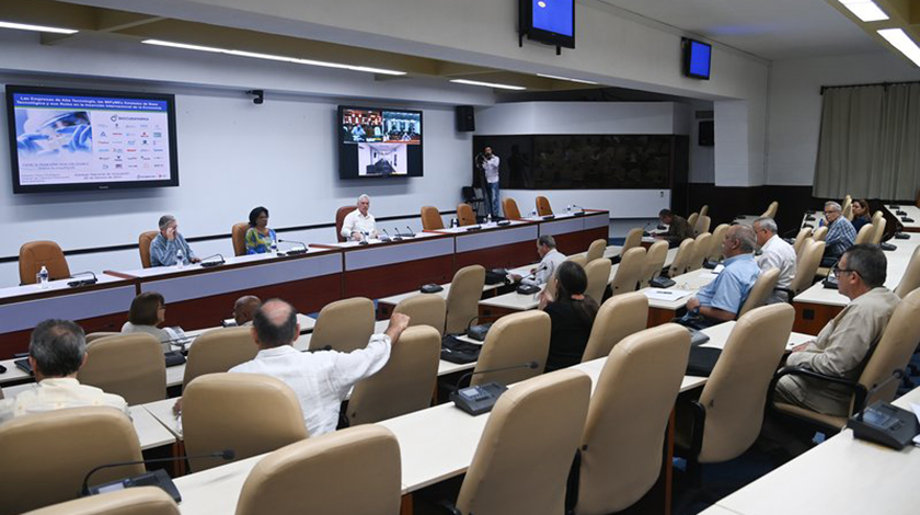 En este momento estás viendo Analizan rol de empresas de alta tecnología