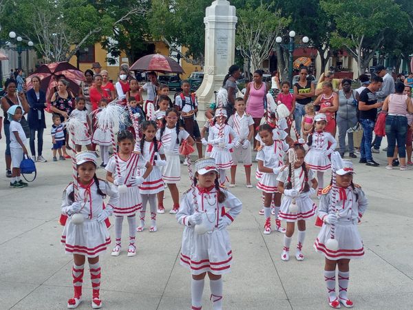 Lee más sobre el artículo Seleccionan bandas rítmicas avileñas para festival municipal