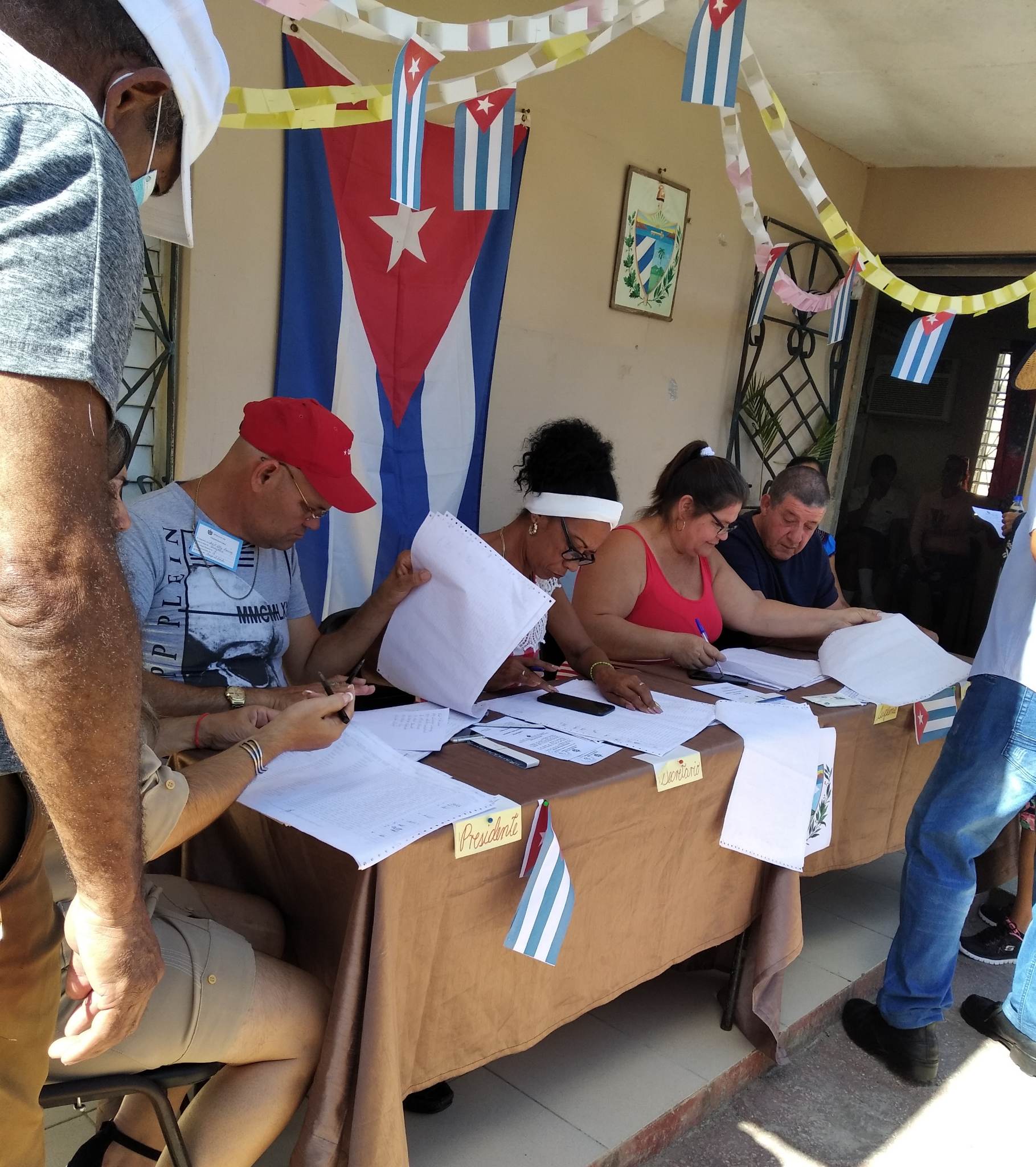 En este momento estás viendo Domingo de jolgorio electoral