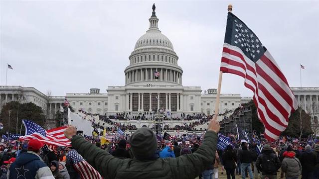 En este momento estás viendo Llamado de Trump a protestas recuerda asalto a Capitolio de EEUU