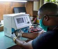 Lee más sobre el artículo Garantizan mantenimiento y reparación de equipos electromédicos