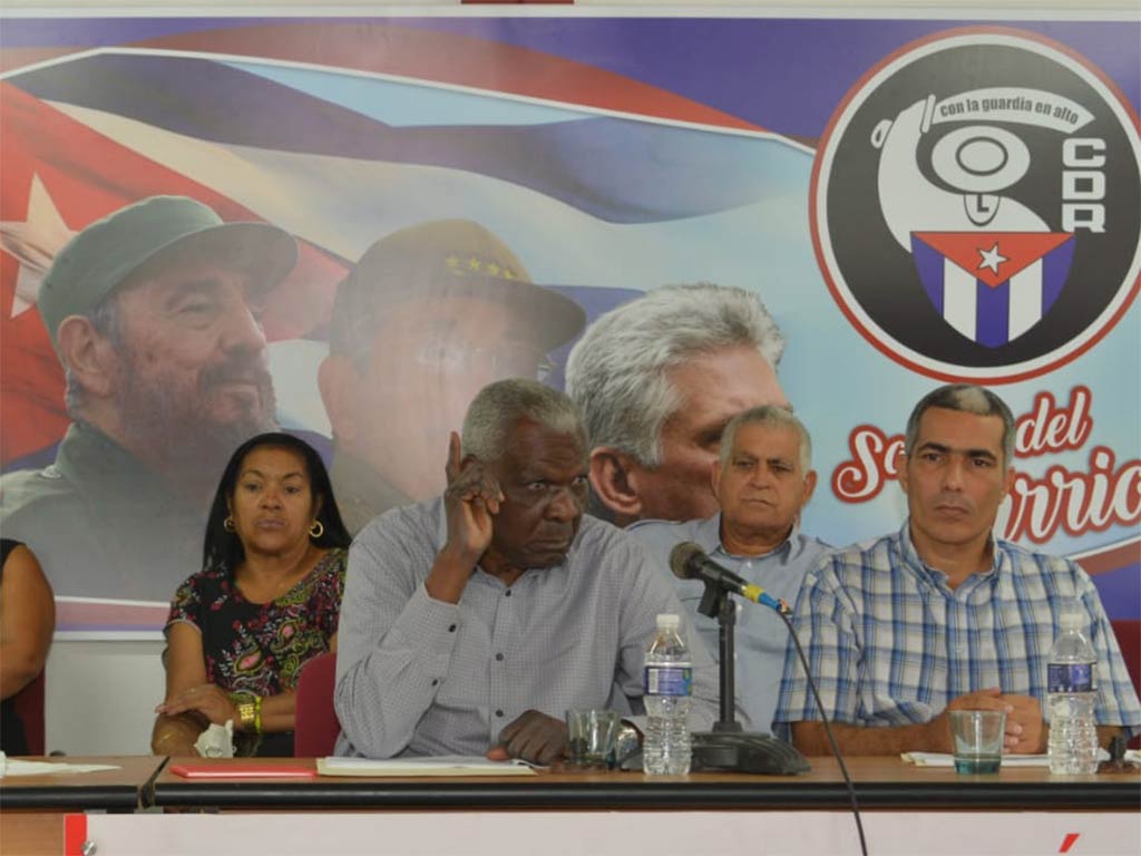 En este momento estás viendo Parlamento de Cuba instó a fortalecer vínculos con comunidades