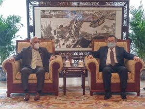 Lee más sobre el artículo Líder partidista de Cuba comienza visita a China