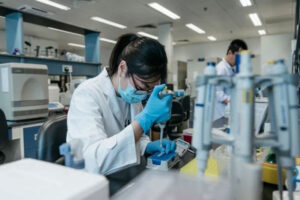 Lee más sobre el artículo China: transmisión humano-animal de SARS-CoV-2 originó la Covid-19