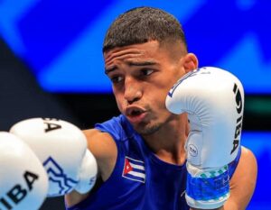 Lee más sobre el artículo Horta ganó y Cuba celebró los 15 en Mundial de Boxeo