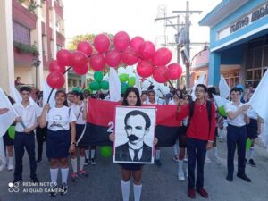 Lee más sobre el artículo Rinden homenaje a José Martí en escuelas avileñas