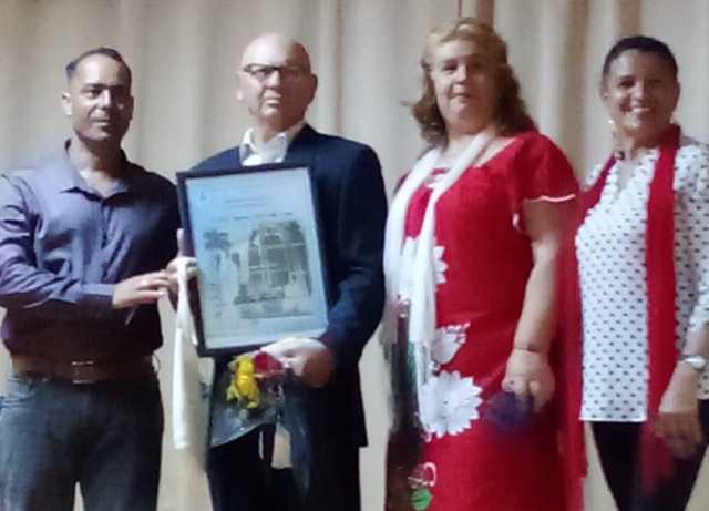 En este momento estás viendo Entregan Premio Nacional de Pedagogía al Doctor en Ciencias Ramón Vidal Pla López