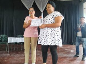 Lee más sobre el artículo Analizan resultados de Instructores de Arte en Morón