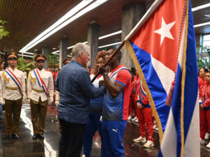 Lee más sobre el artículo Abanderada delegación cubana a San Salvador 2023 (+Fotos)