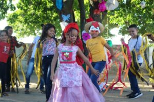 Lee más sobre el artículo La Colmenita mostró en Brasil arte infantil de valores de Cuba