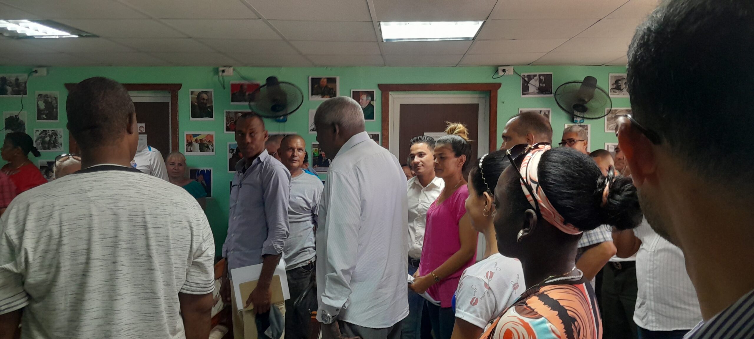 En este momento estás viendo Encabeza Esteban Lazo visita parlamentaria en Ciego de Ávila