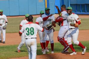 Lee más sobre el artículo Las Tunas, primer clasificado a semifinales en beisbol de Cuba