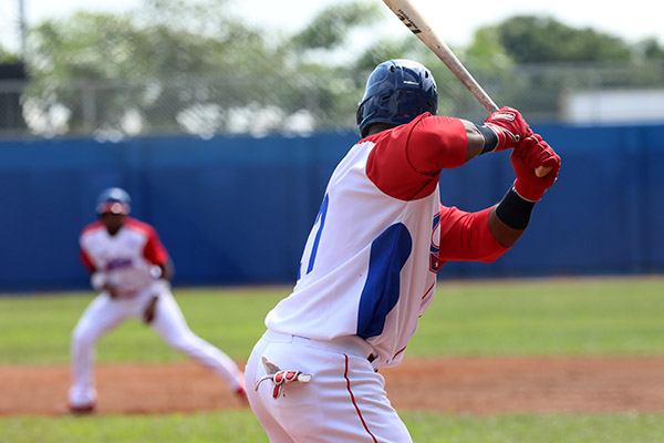 Lee más sobre el artículo Sábado decisivo para el beisbol en San Salvador